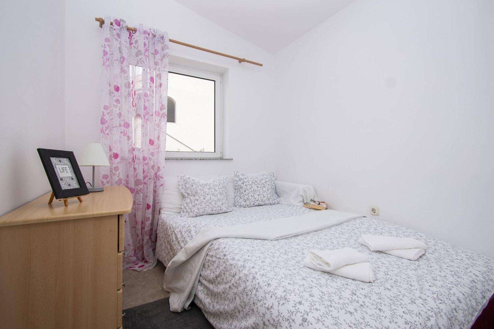 Apartment Meri Razanj With Sea View Ražanj Exterior foto