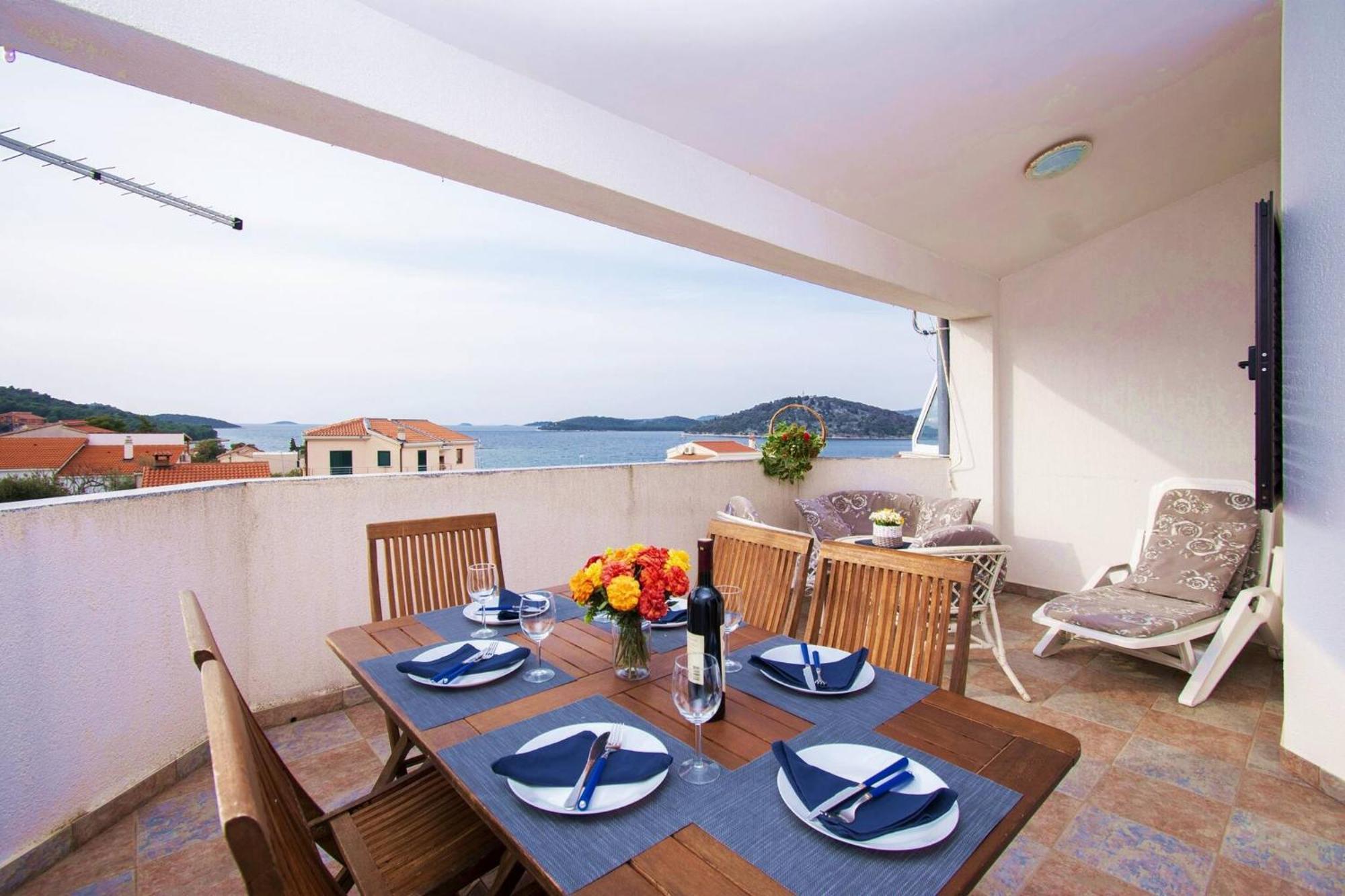 Apartment Meri Razanj With Sea View Ražanj Exterior foto